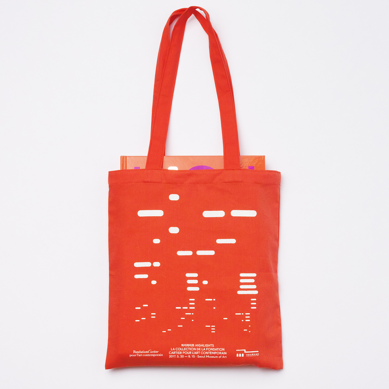Visual identity and tote bag by Studio fnt for South Korean art exhibition Highlights at SeMA