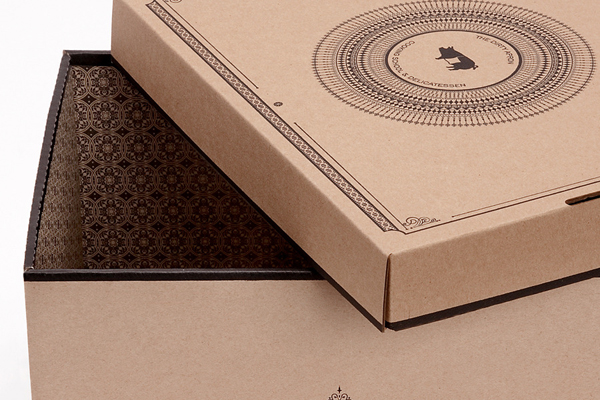 Uncoated unbleached boxes with illustrative detail created by Glasfurd & Walker for delicatessen The Dirty Apron