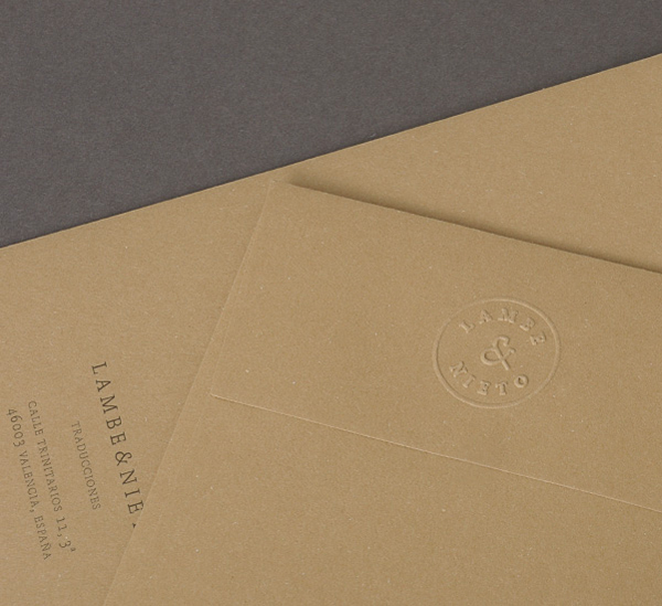 Manilla envelope with embossed logo detail designed by Boscos for Spanish translation service provider Lambe & Nieto