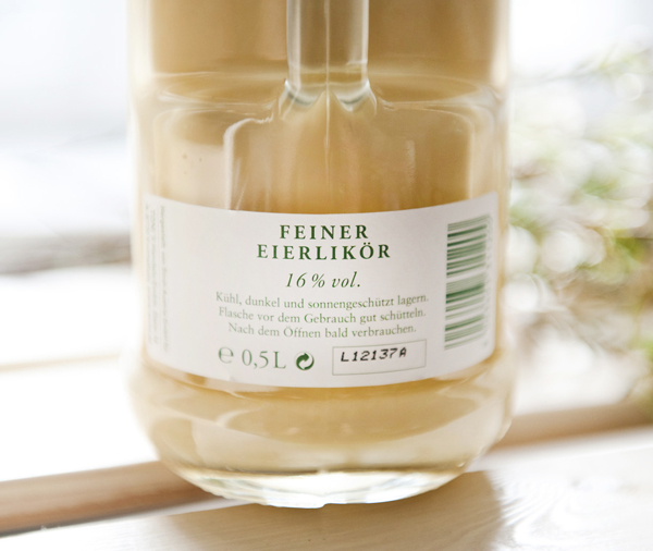 Glass packaging design by Moodley for egg liqueur Toni's Eierlikoer