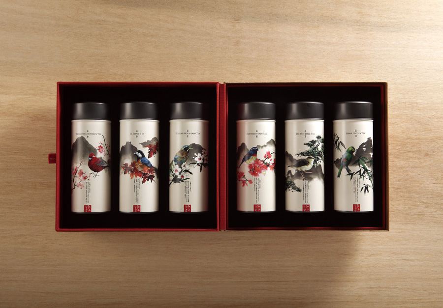 Packaging design for Taiwan High Mountain Tea created by Victor Design