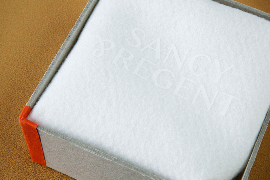 Logo and white screen printed jewellery box for retailer Sancy & Regent designed by OK-RM