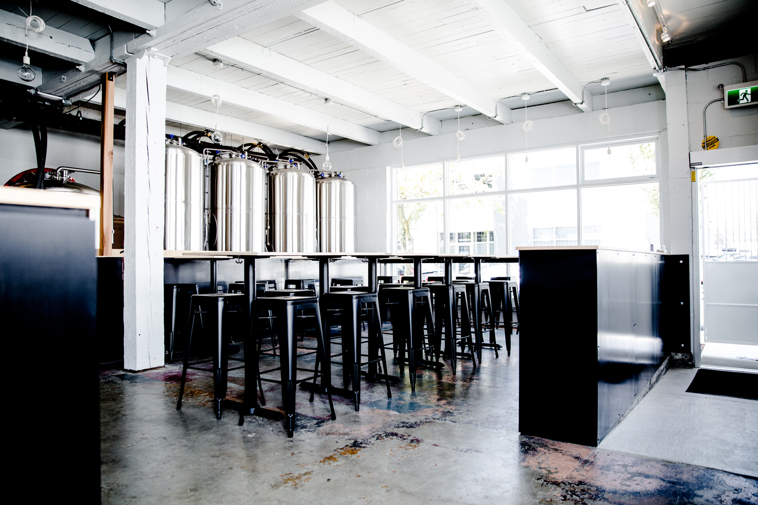 Interior of Faculty Brewing Co. 