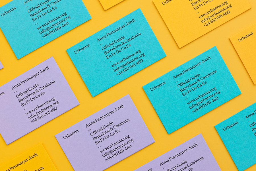 Colourful business cards for Barcelona city guide Urbanna by Forma & Co.