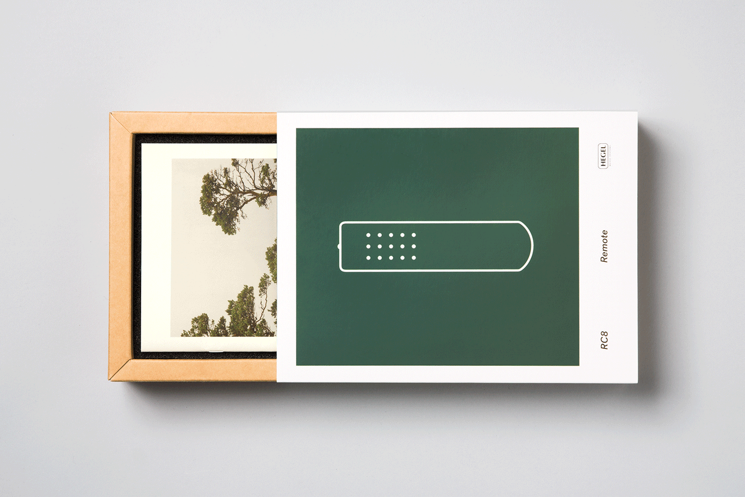 Package design by Oslo based Neue for Norwegian hi-fi company Hegel
