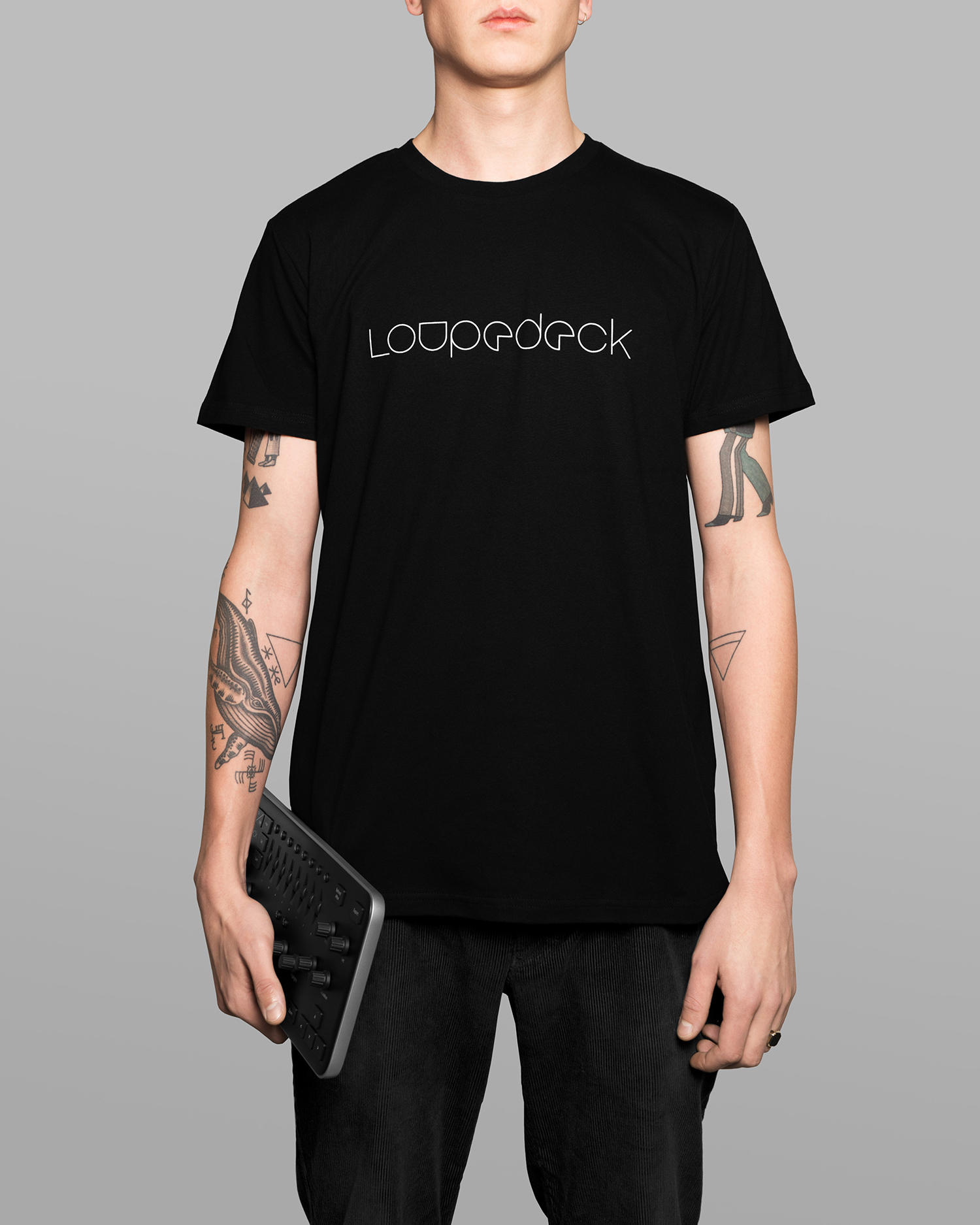 Logo and branded t-shirt by Bond for editing console and start-up Loupedeck