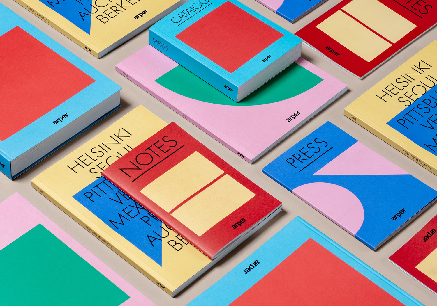 Graphic identity, catalogues, notebooks and press packs by Clase bcn for Italian furniture company Arper