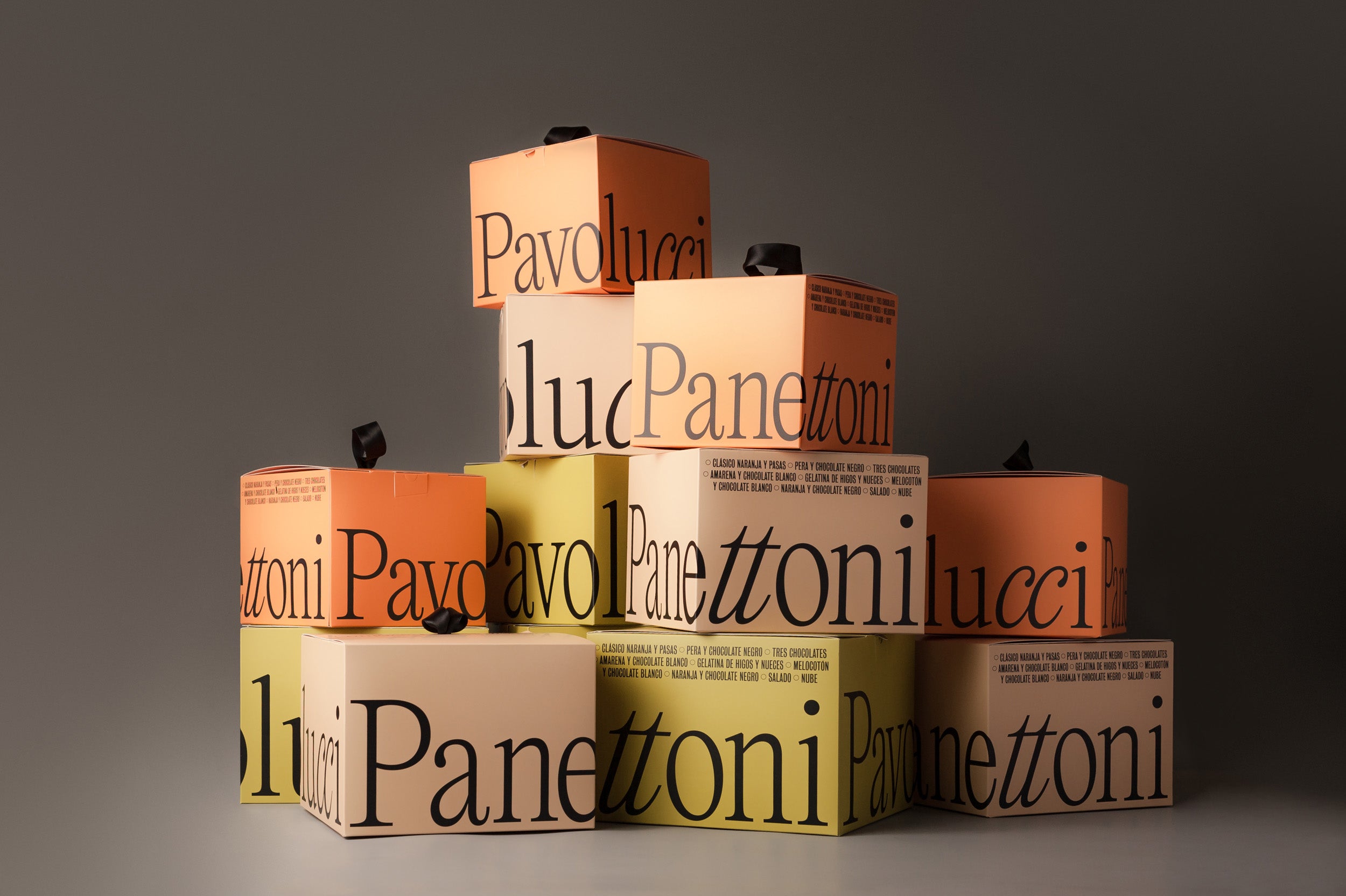 Panettone packaging design by Requena for Spanish brand Panettoni Pavolucci