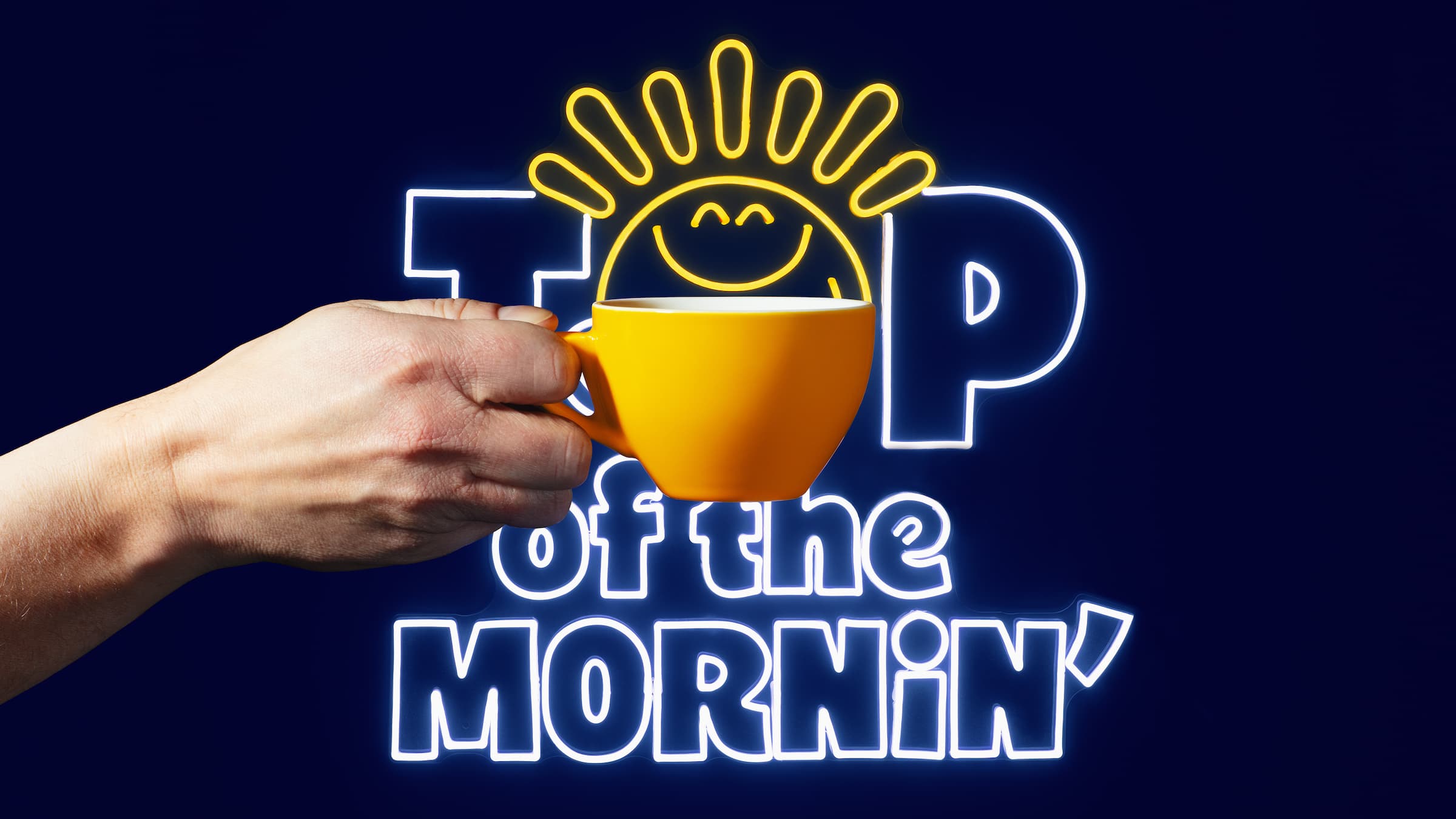 Logo for Top of the Mornin’ Coffee by London-based Earthling Studio.