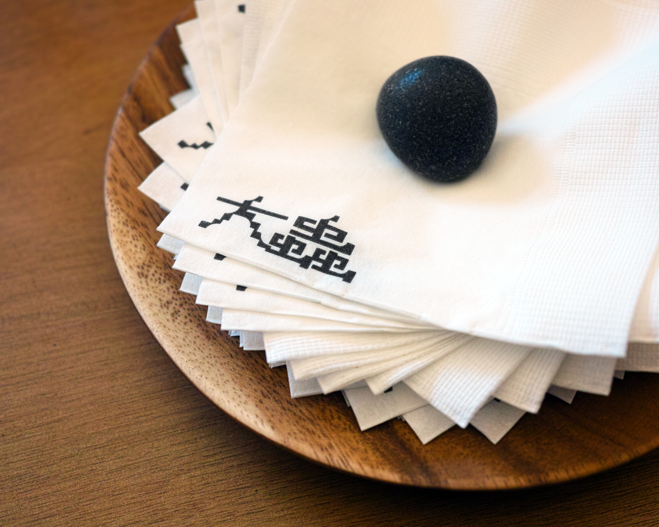 graphic identity and branded napkins designed by Studio fnt for South Korean cafe 대충유원지 Daechung Park