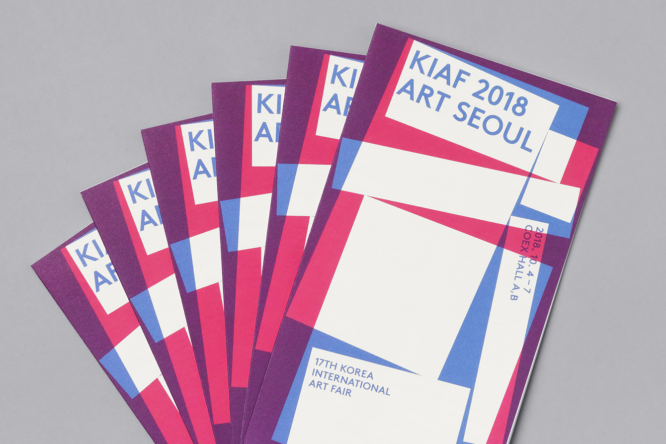 Visual identity of posters, catalogues, programmes, tickets and banners by Studio fnt for Korea International Art Fair 2018