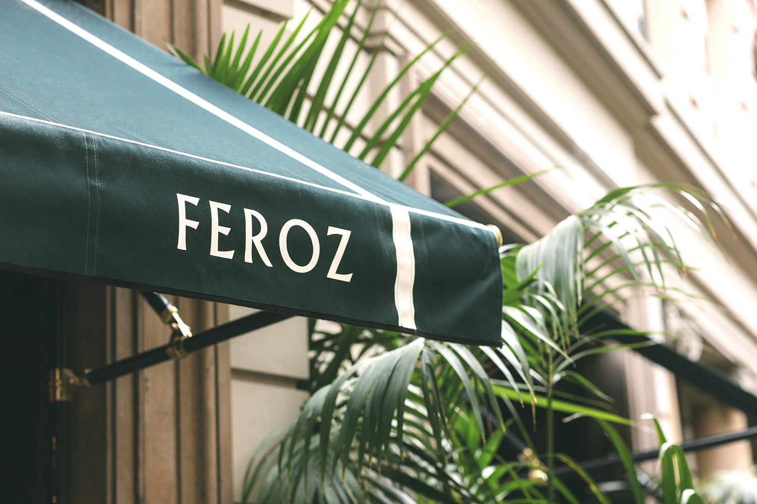 Logotype and signage by Mucho for Barcelona's restaurant and late-night bar Feroz