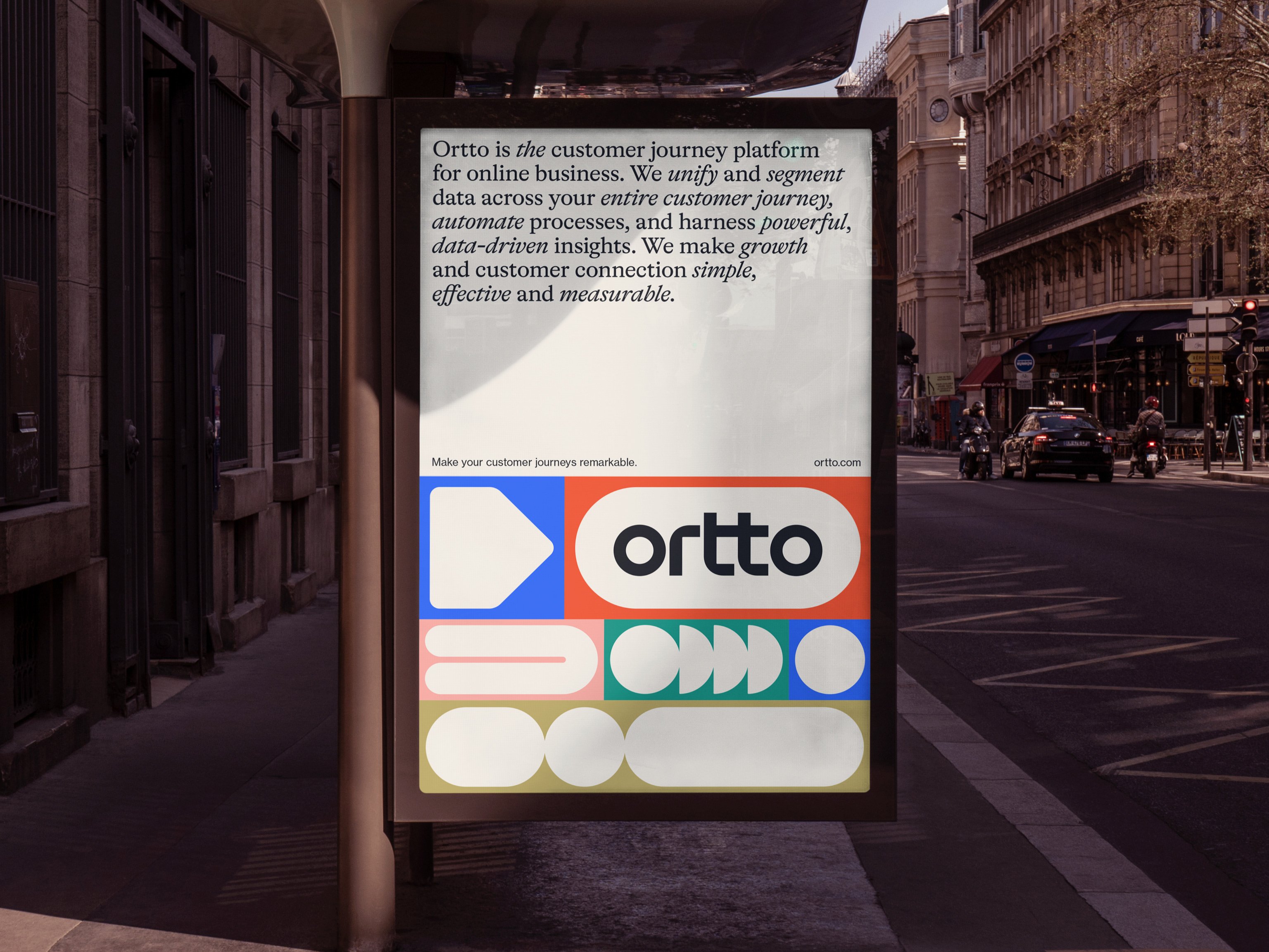 Merkidentiteit en OOH-reclameposter voor bedrijf Ortto op het gebied van automatisering, analyse en klantreizen, ontworpen door Christopher Doyle & Co