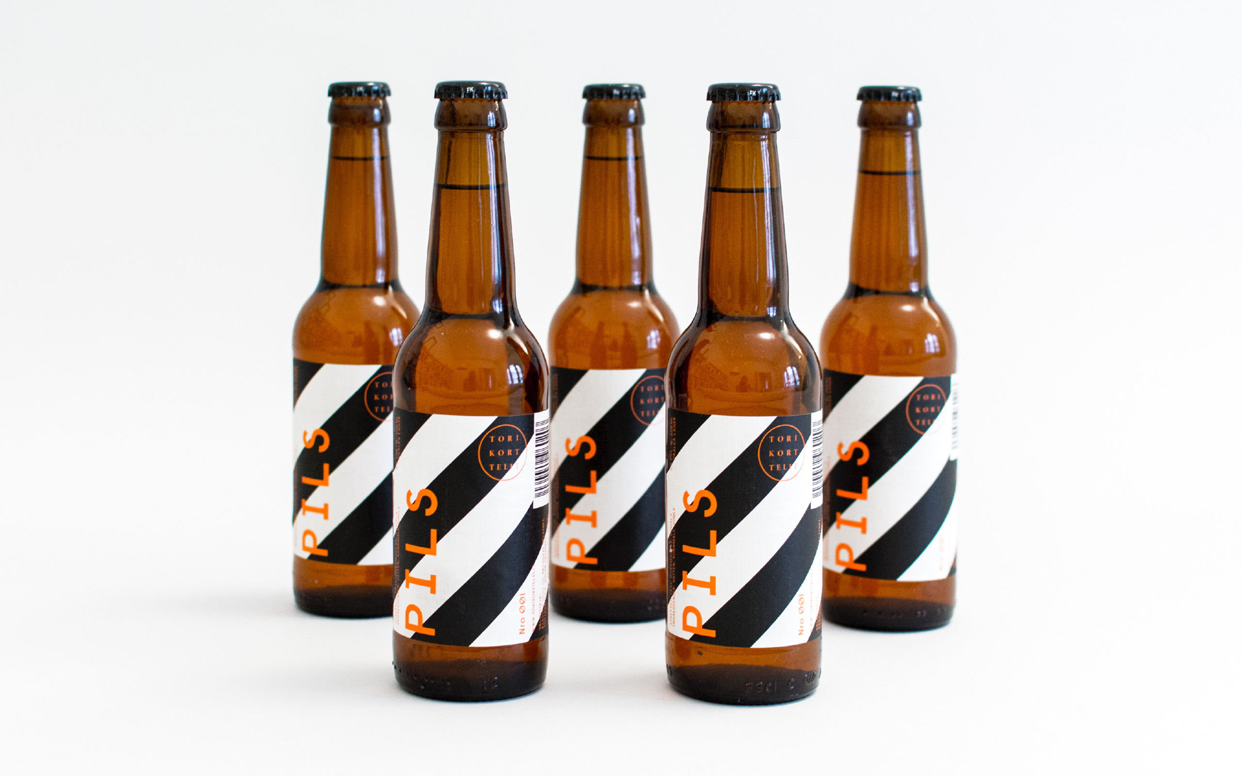 Beer labels for Torikorttelit, the old town district of Helsinki, designed by KokoroMoi