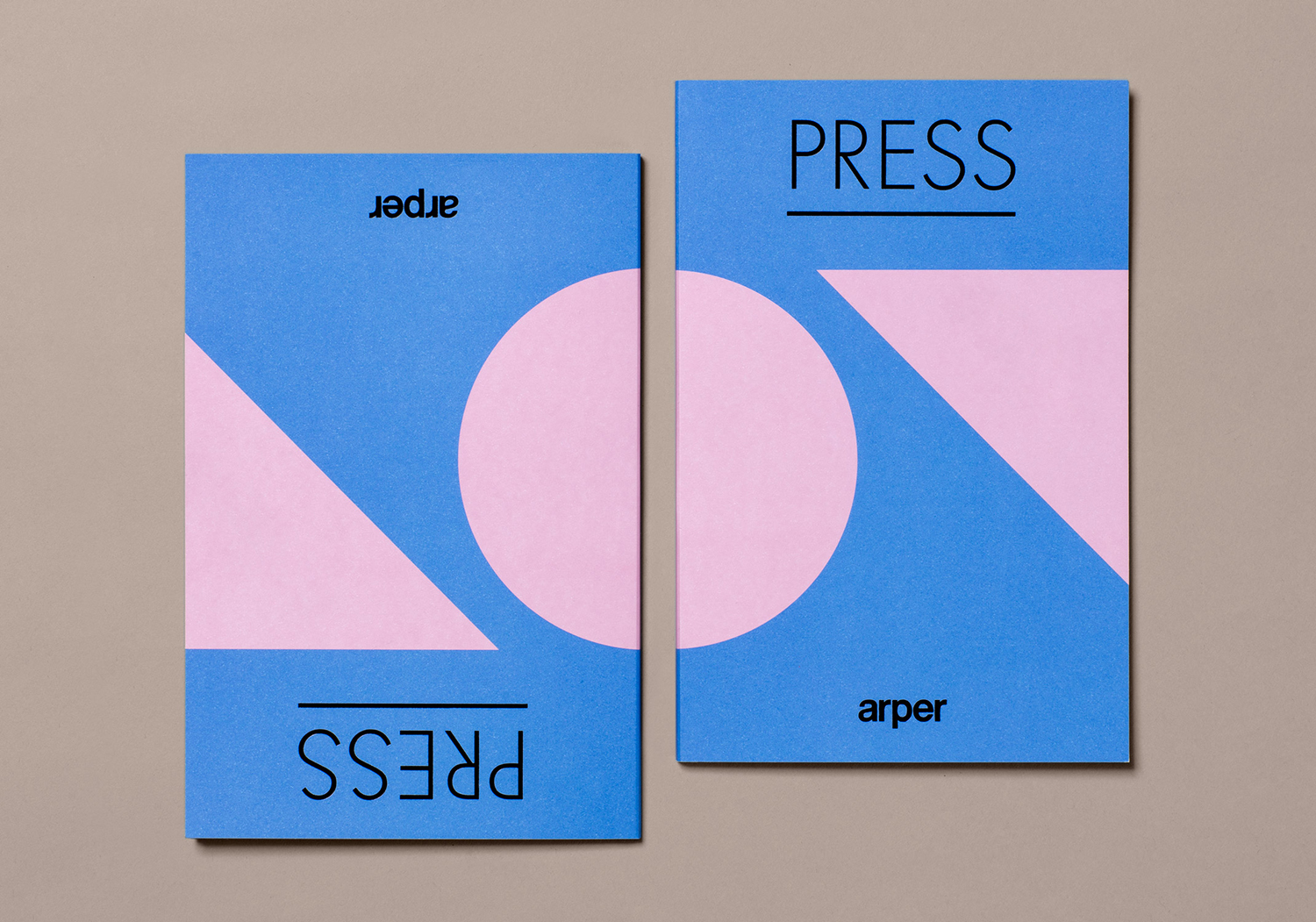 Graphic identity, catalogues, notebooks, press packs, tote bags and newsprint by Clase bcn for Italian furniture company Arper