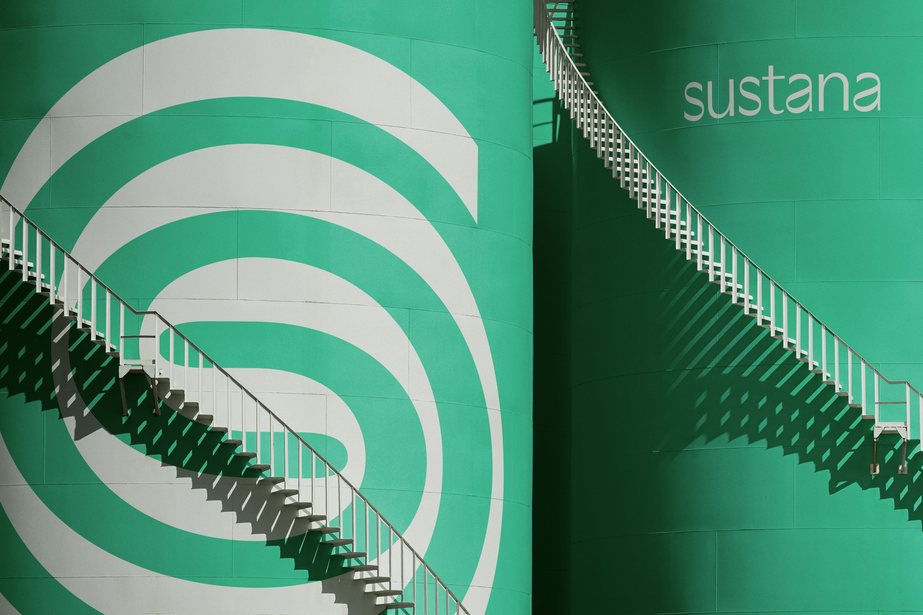 Logotype, logo, motion graphics and supergraphics for American paper mill Sustana designed by Collins