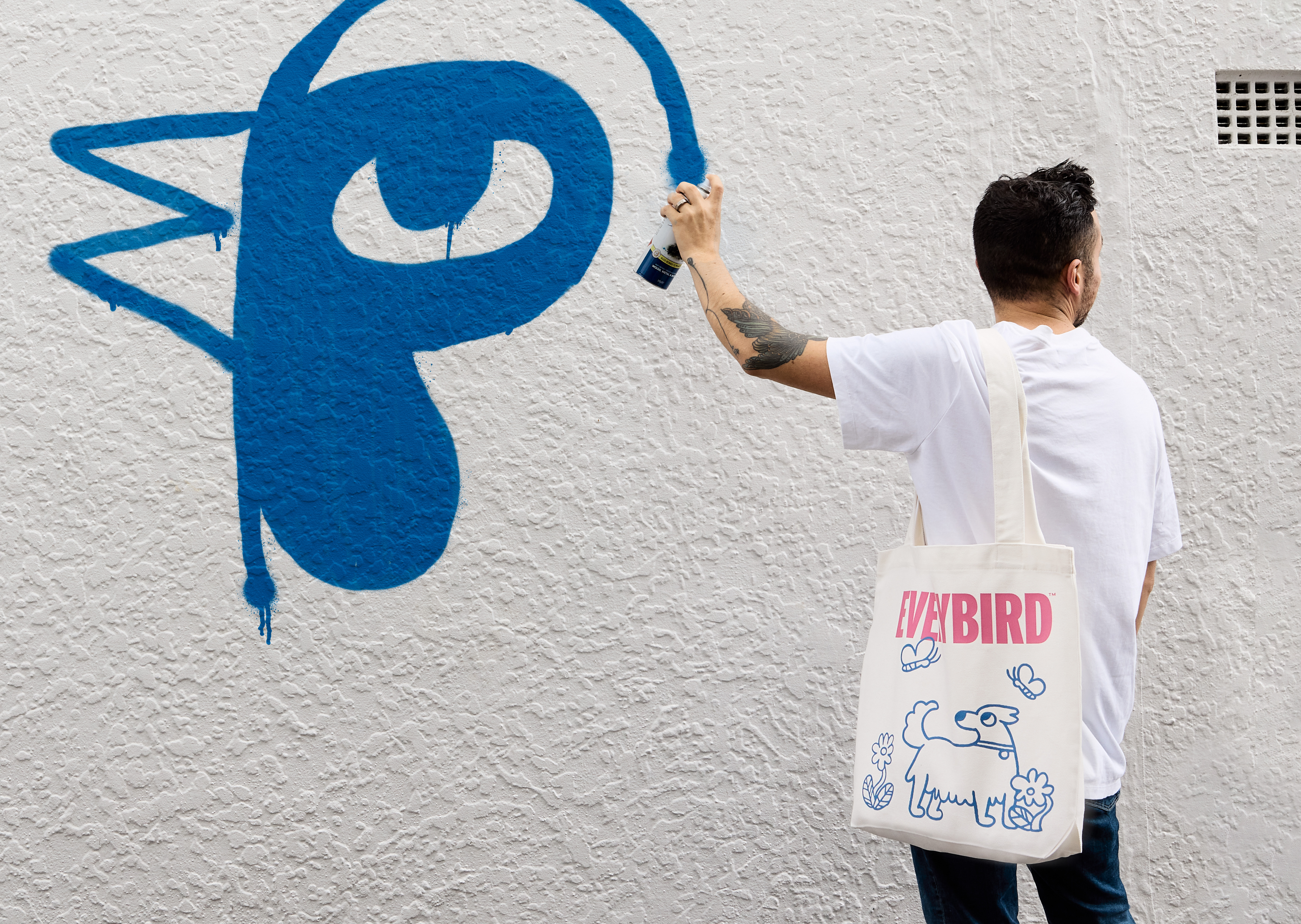 Brand identity, art direction and tote bag by Marx Design for ethical New Zealand coffee brand Everybird
