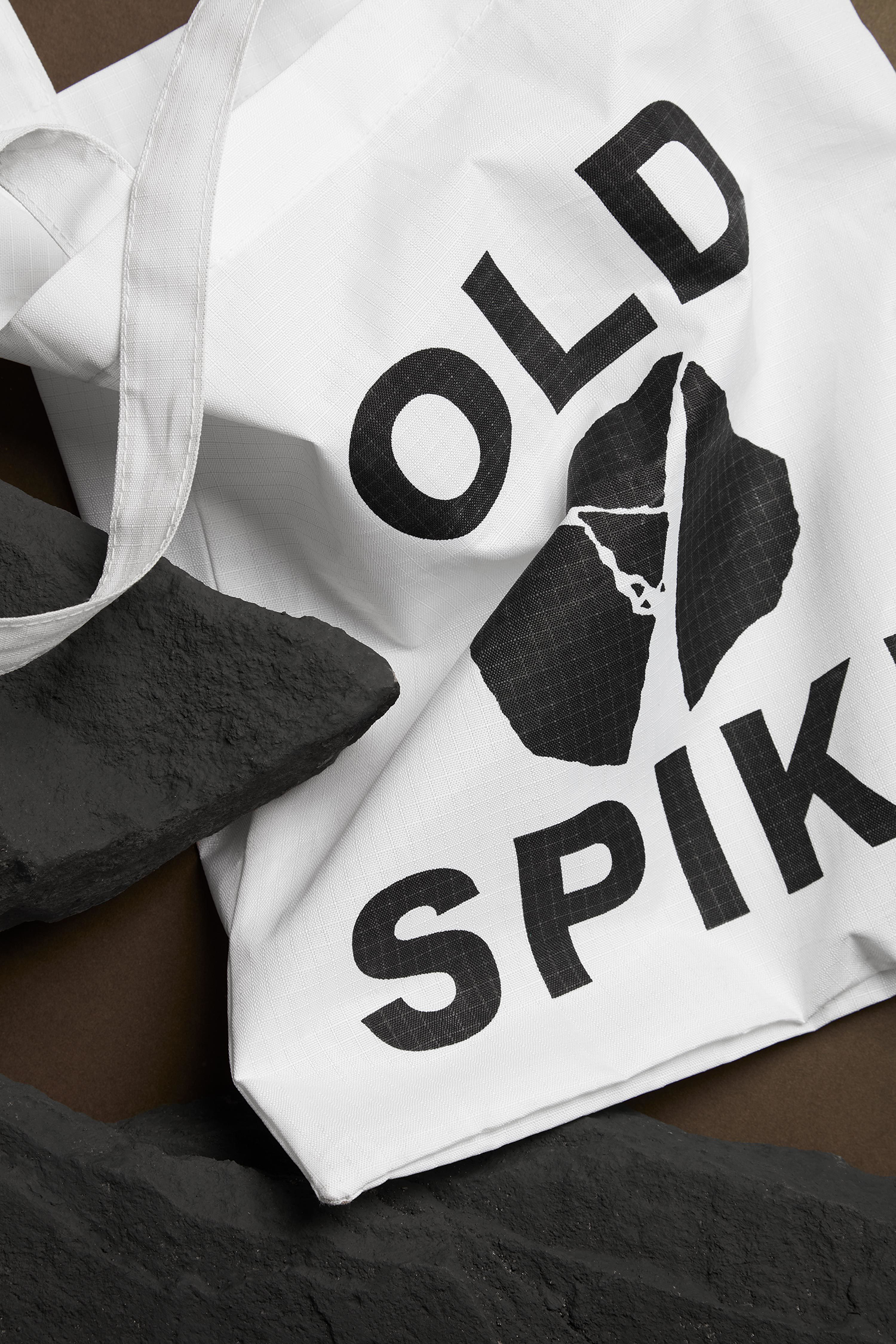 Logo and tote bag designed by Commission Studio for London-based coffee roaster Old Spike